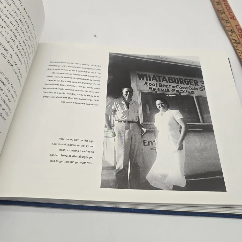 Whataburger: The Tale of a Texas‎ Icon, 1950-2000 - Hardcover Greg Woolridge